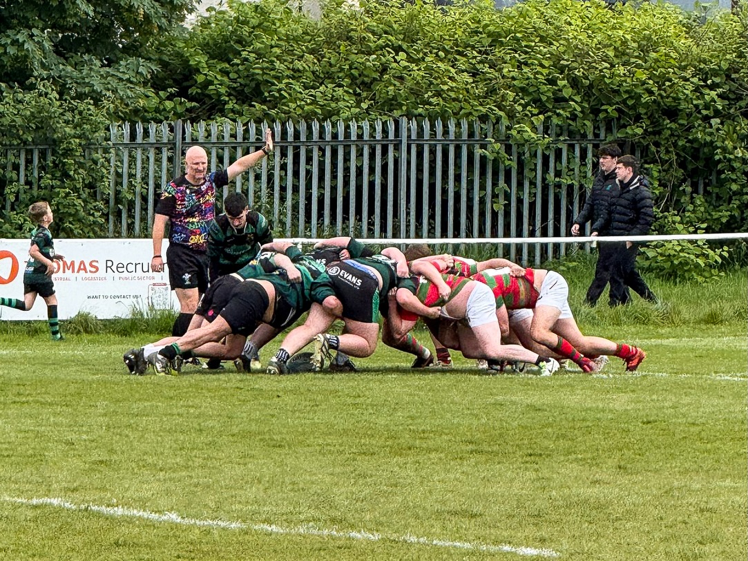 Last weekend 35 of our Young Old Bears made their way to Cardiff. A match was played, beers were had, and a great time was shared.
Moments like these are a reminder that the bond you build at RSRC doesn’t end when your student years do. It stays with you for life. ❤️💚
