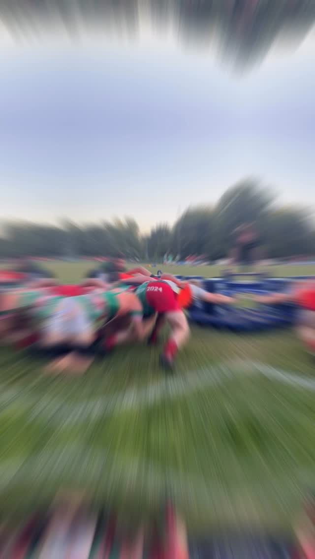 Preseason was a blast and we are back on the field!! Ready to take on the Dutch rugby league in three different divisions, RSRC is pumped to be playing this season❤️💚🏉
•
•
•
#RSRC #Rugby #studentrugby #Studenten #rotterdamsestudenten #rotterdam #kralingen #bier #rugbynederland